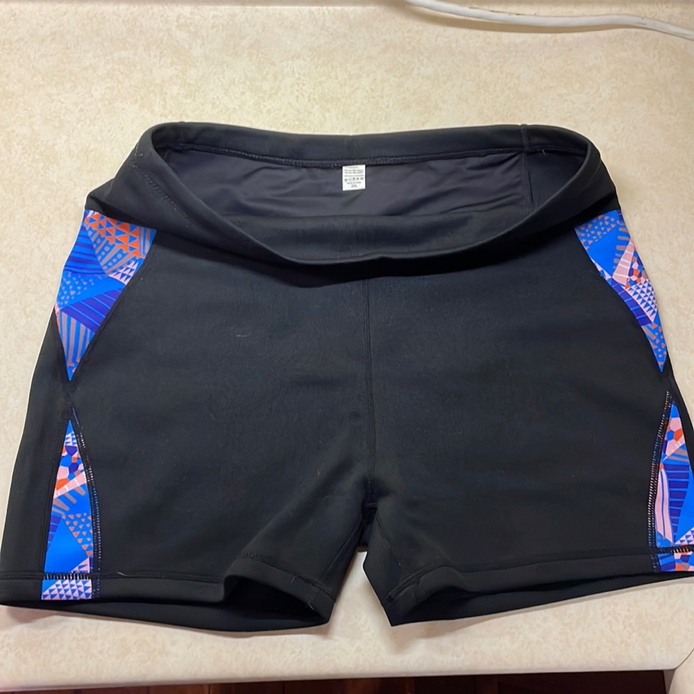 Women’s 2X Neoprene shorts Black with design